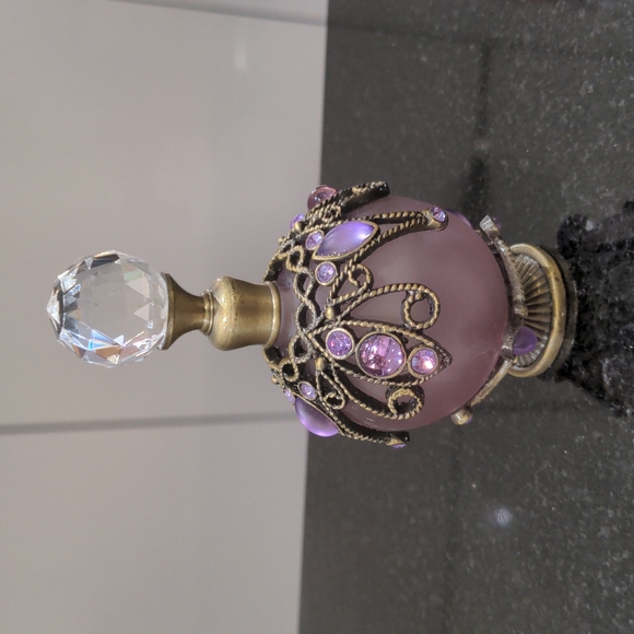 🌸3/$25 - Vintage Perfume Bottle - Picture 1 of 3